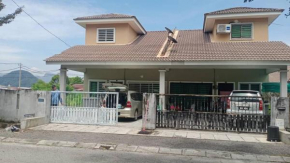 Raisha D Gopeng Homestay